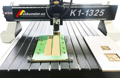 Bir spindelli CNC router uskunasi US-K1-1325